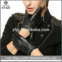 Hochwertige maßgeschneiderte girs Schwarz Lederhandschuhe mit Nieten